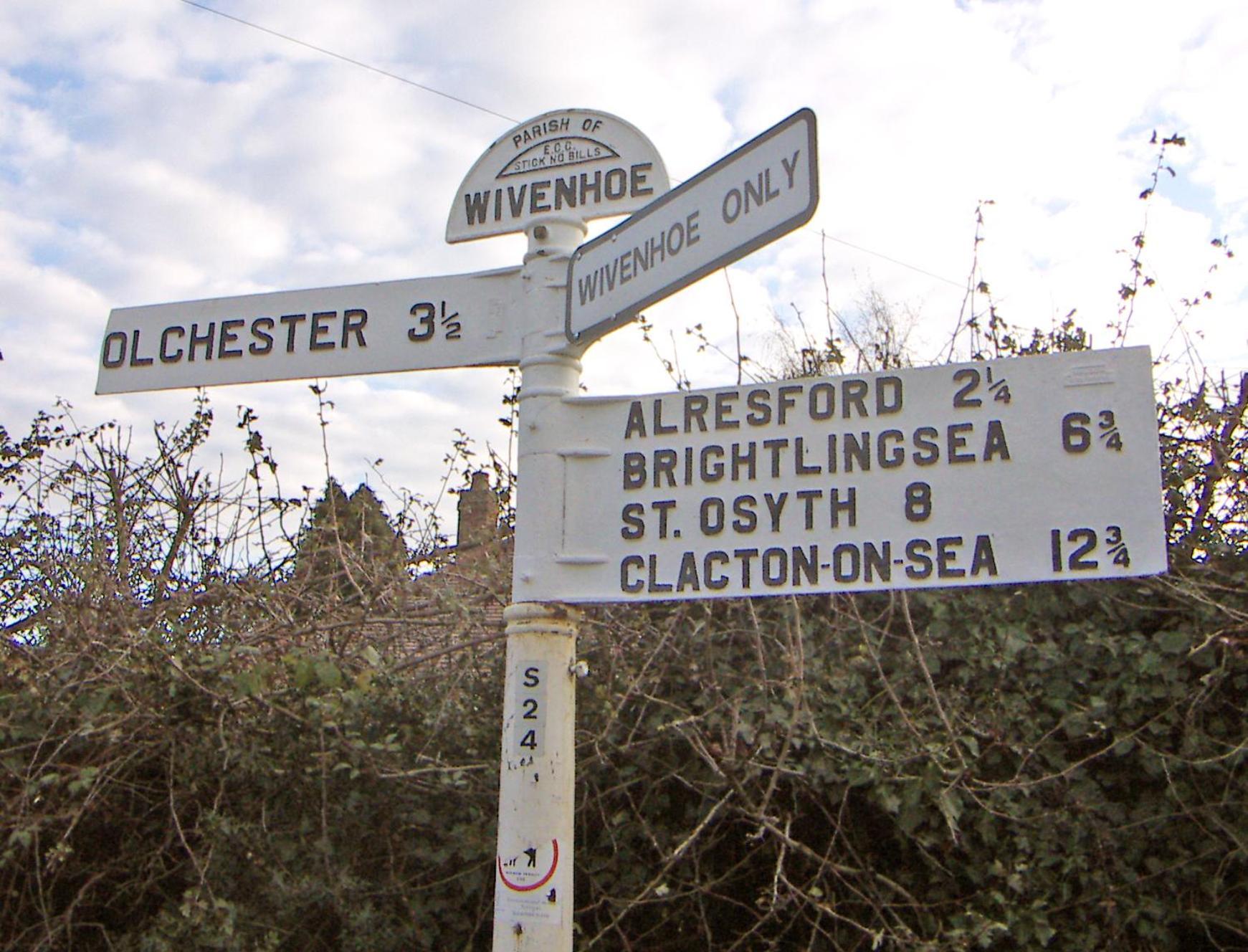 Queens Cottage, Wivenhoe Stylish, Plush, Cosy, Convenient & Quirky, 2X Double Bed Period Cottage Plus Patio - 9 Min Walk Train, 4 Min Walk High Street Pubs, Restaurants, Shops Zewnętrze zdjęcie